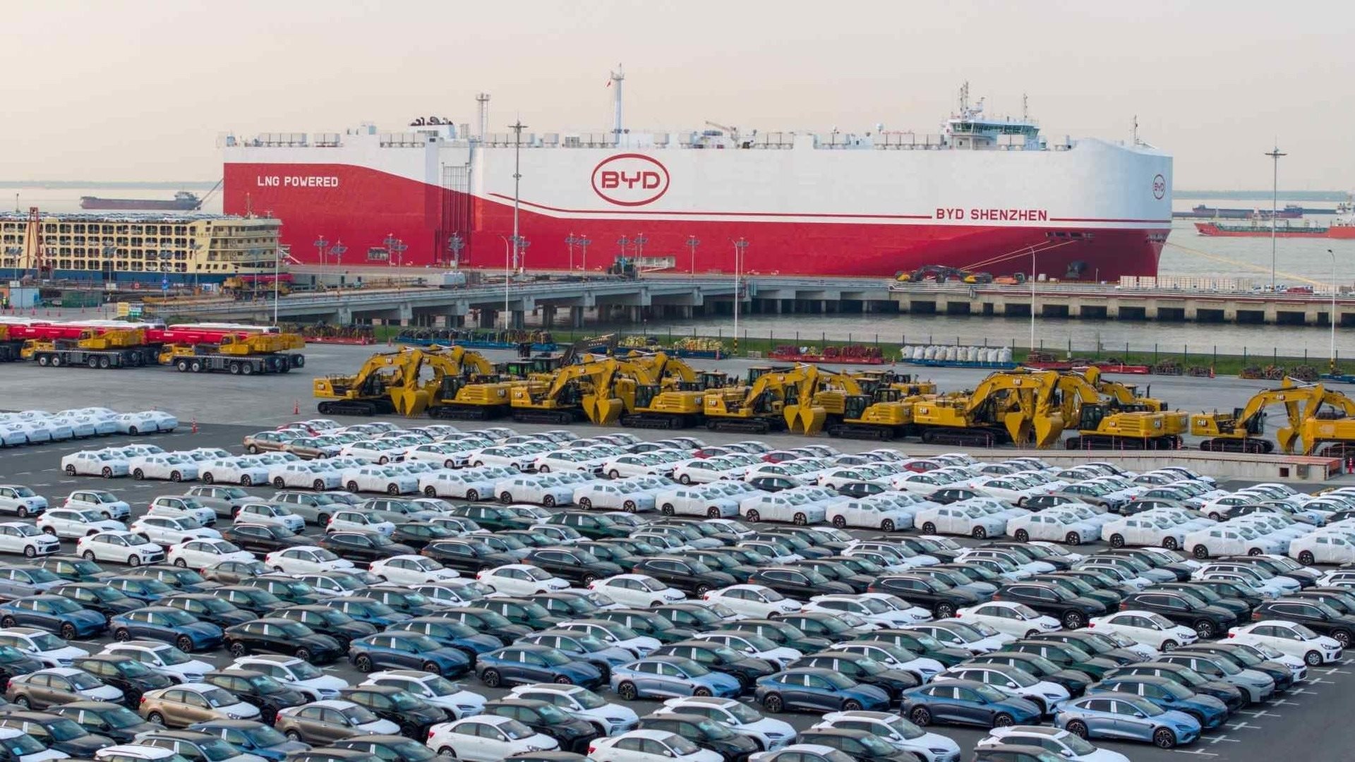 Thị trường nội địa lao dốc, một cường quốc ô tô châu Á lại 'bùng nổ' ở nước ngoài: Xuất khẩu tăng gần 74%, đạt 700.000 xe trong 1 tháng