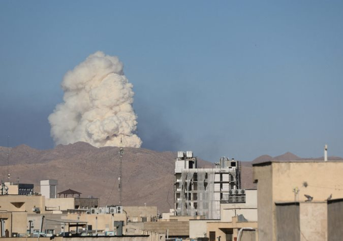 Mỹ tìm thấy điểm yếu 100 tỷ USD của Iran