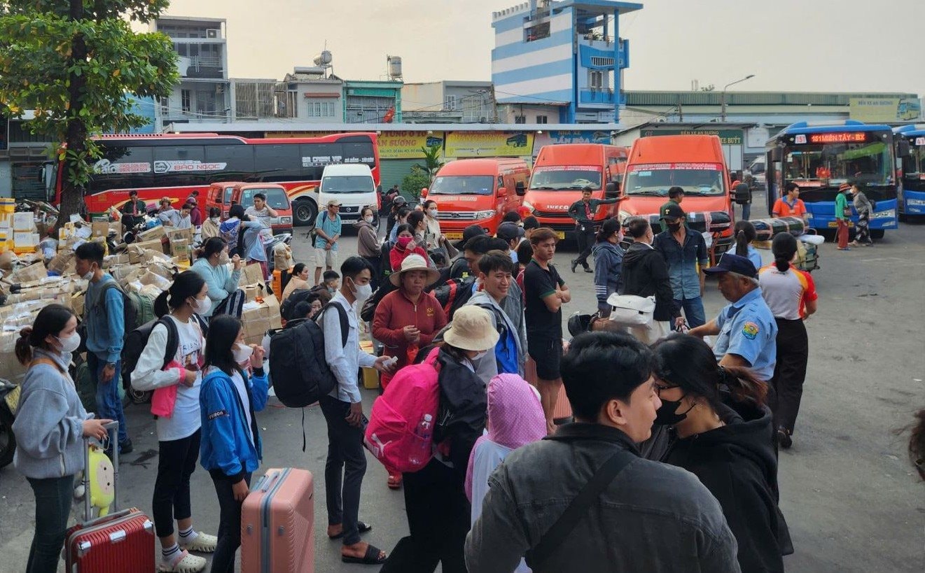 Không có phương án nghỉ liền 9 ngày dịp Giỗ Tổ Hùng Vương, lễ 30/4-1/5