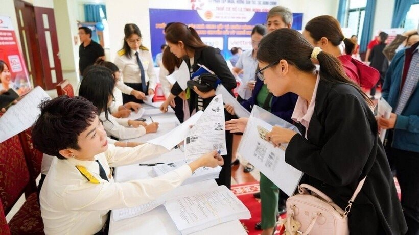 Cục thuế ra thông tư mới: Doanh thu hộ kinh doanh không còn “ước lượng, tự khai”