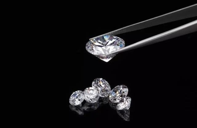 Một cổ phiếu bất động sản có nguy cơ bị loại khỏi rổ VNDiamond 