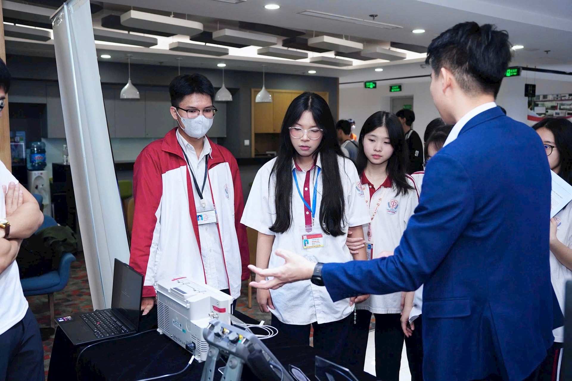 Cánh cửa mới giúp sinh viên Việt đến thẳng "thung lũng Silicon của Hàn Quốc", hiện thực hóa giấc mơ 50.000 kỹ sư bán dẫn vào năm 2030