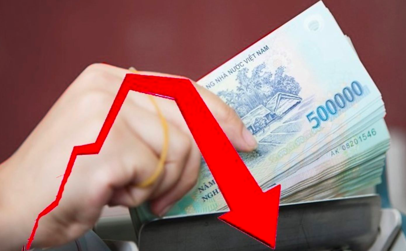 Ngân hàng giảm lãi suất huy động: Nhà đầu tư xoay trục dòng tiền ra sao?