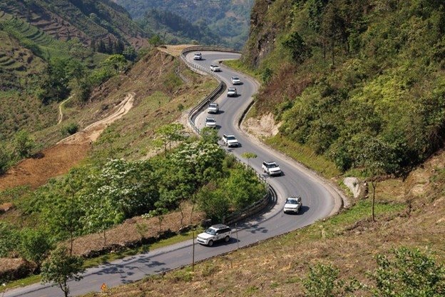 Hành trình Từ Trái Tim: Sách quý bồi đắp khát vọng tại đồn biên phòng giàu dấu ấn lịch sử Pha Long