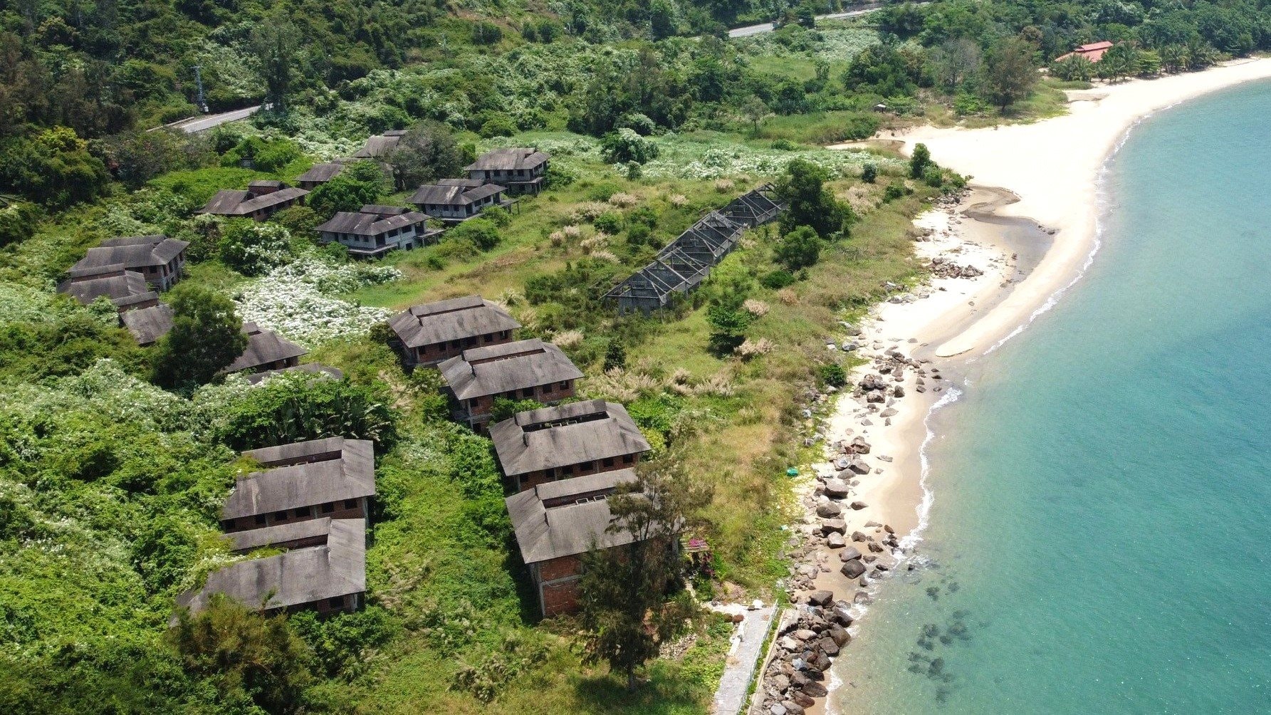 Kết luận của Bộ Chính trị về tiếp tục tháo gỡ khó khăn, vướng mắc cho các dự án tồn đọng kéo dài