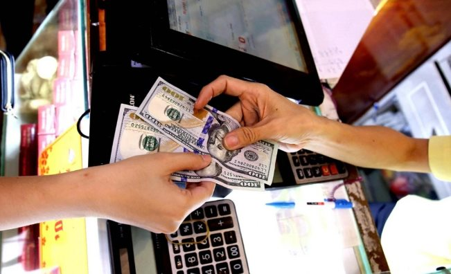 Công an cảnh báo tới người dân sử dụng hộ chiếu, CCCD đi mua ngoại tệ vì mục đích sau