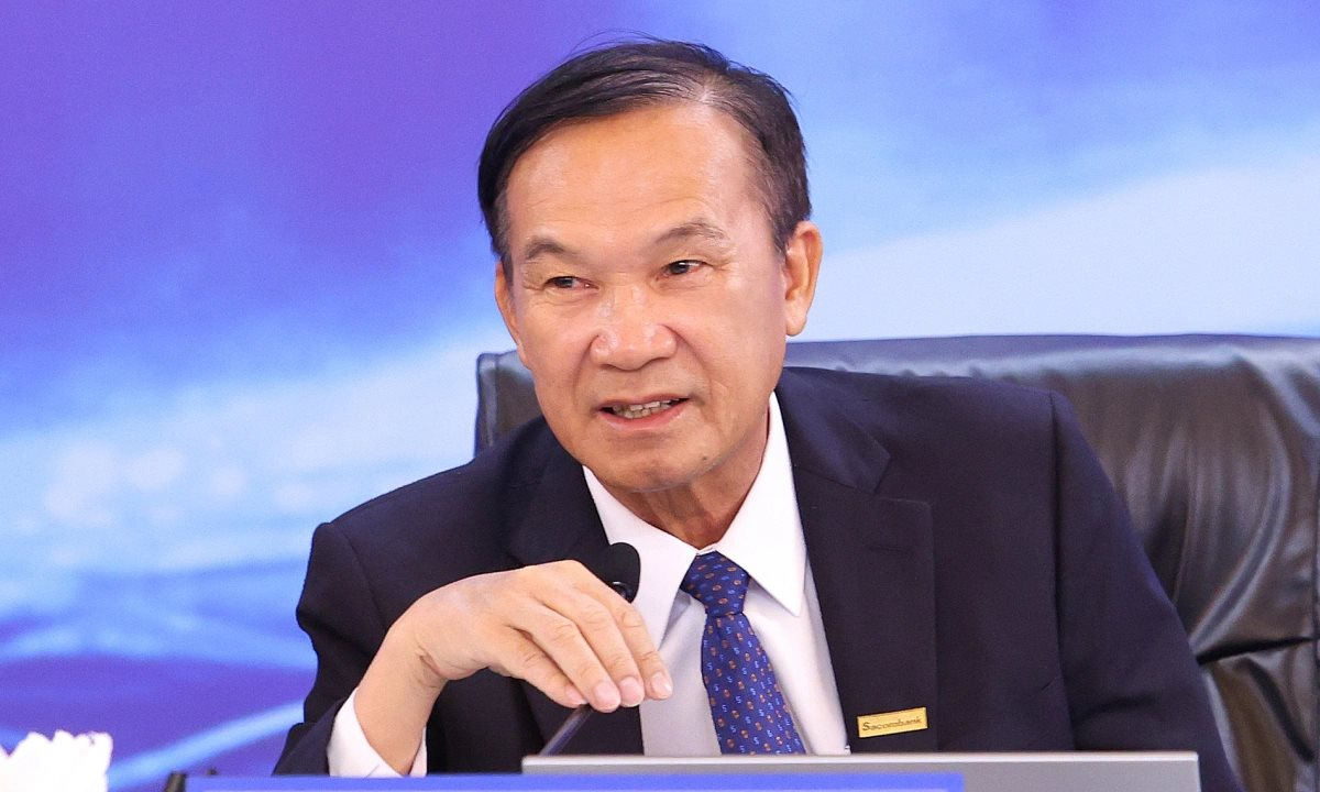 Chủ tịch Sacombank Dương Công Minh gửi gắm thông điệp tới cổ đông, nhân viên