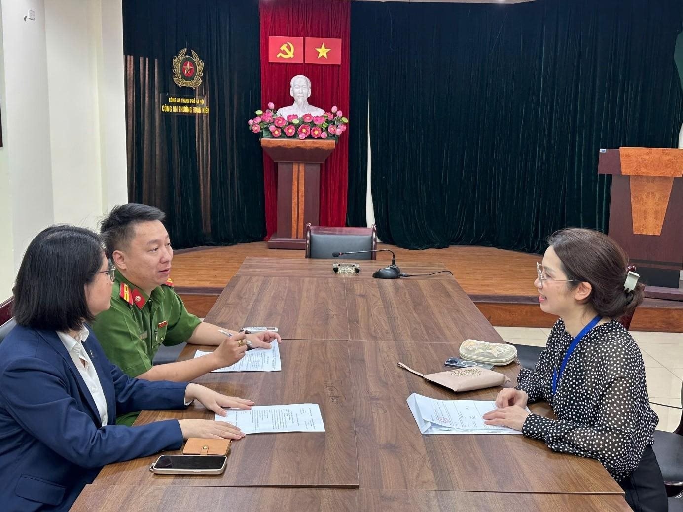 Tài khoản ngân hàng có giao dịch 16 tỷ đồng: Công an yêu cầu một công ty lên làm việc 