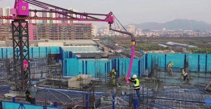 Phát minh rung chuyển ngành xây dựng của Trung Quốc: Robot xây nhà, AI trực tiếp điều phối siêu dự án 16 km dưới đáy biển với sai số dưới 1 mm