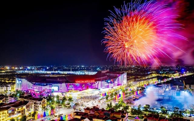 Nóng: Vincom Retail (VRE) muốn chi 2.300 tỷ chia cổ tức tiền mặt