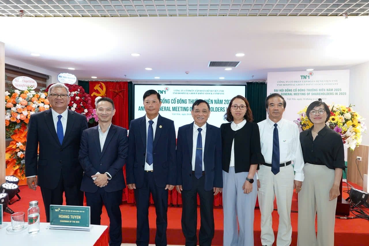 Ông Hoàng Tuyên - Chủ tịch Bệnh viện TNH từ nhiệm sau 14 năm giữ chức 