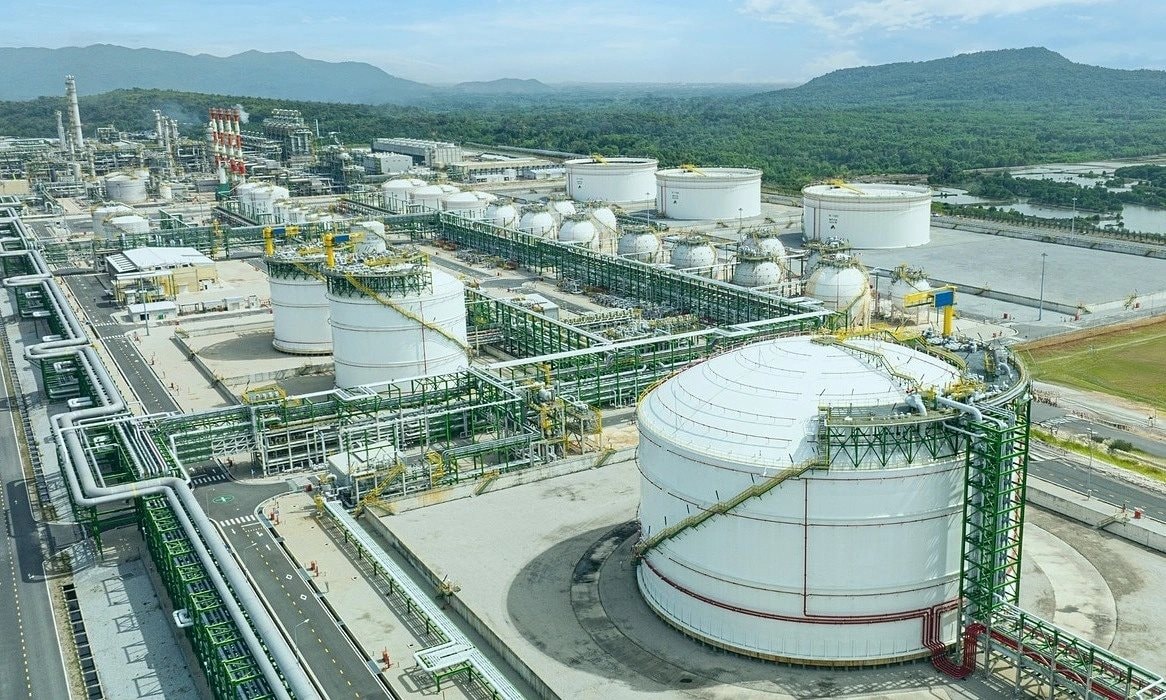 Tổ hợp hoá dầu 5 tỉ USD tại TP HCM lại sắp ngưng hoạt động