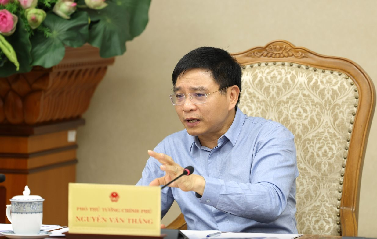 Phó Thủ tướng chủ trì họp Ban chỉ đạo điều hành giá, ứng phó nguy cơ “nhập khẩu lạm phát”