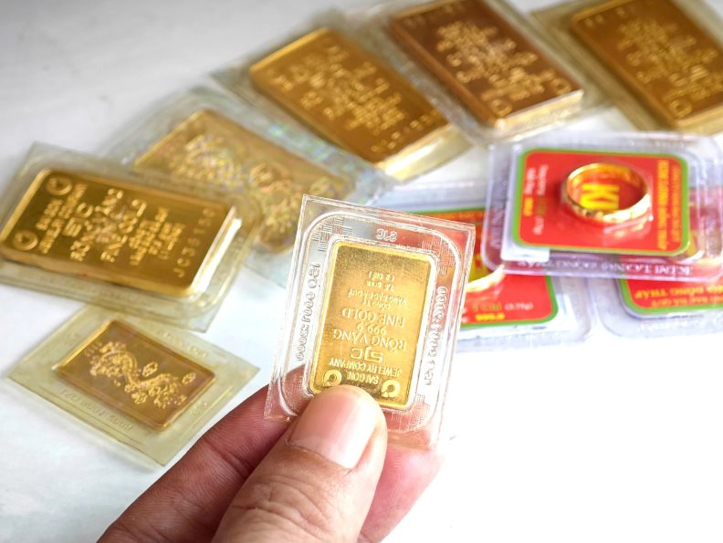 Giá vàng tuần qua (20/4 - 26/4): Vàng miếng, vàng nhẫn đồng loạt giảm, mất tới 2,5 triệu đồng/lượng
