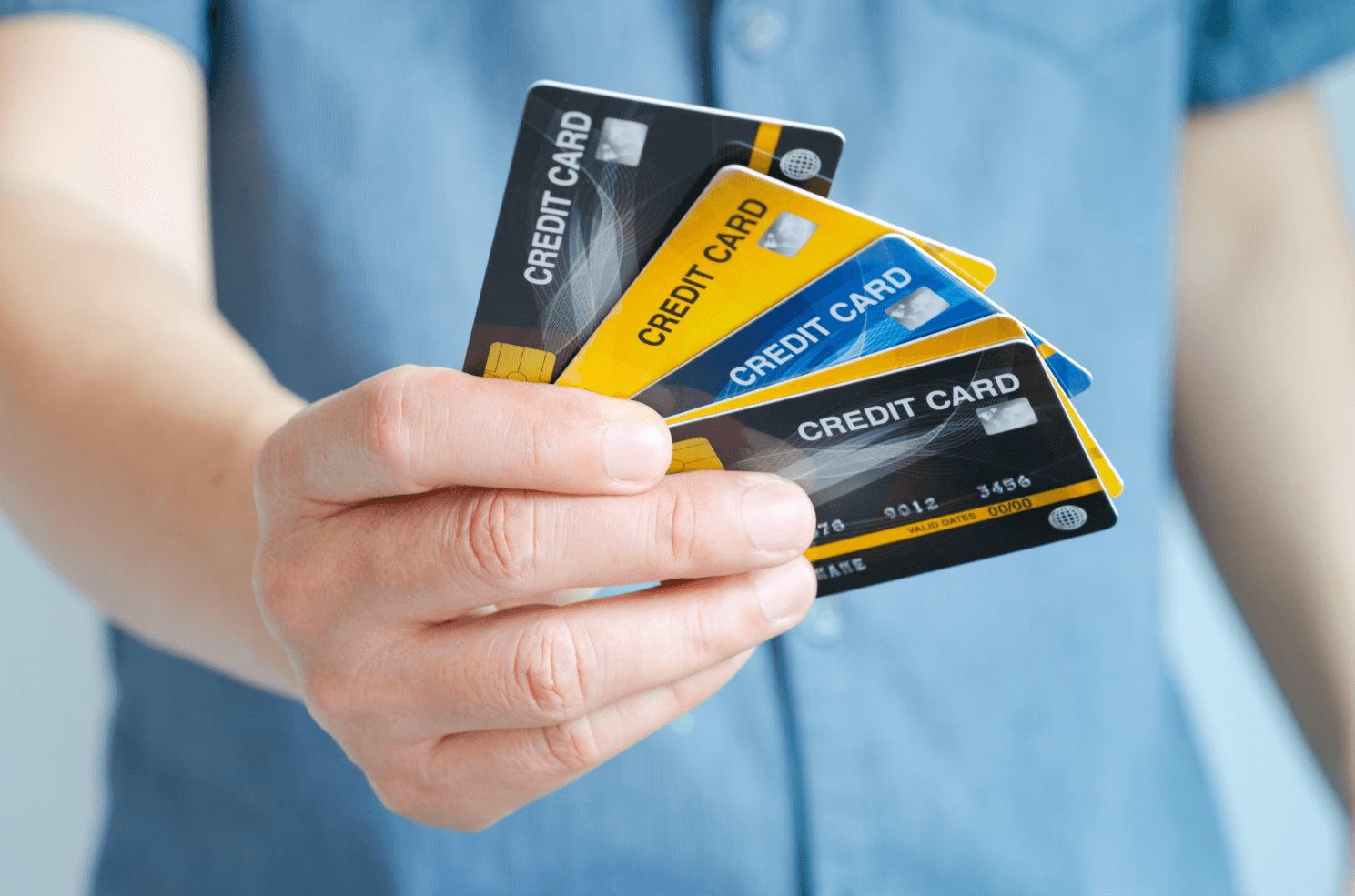 Trước kỳ nghỉ lễ, người có thẻ tín dụng cần làm ngay điều này để tránh bị tính lãi, mắc nợ xấu