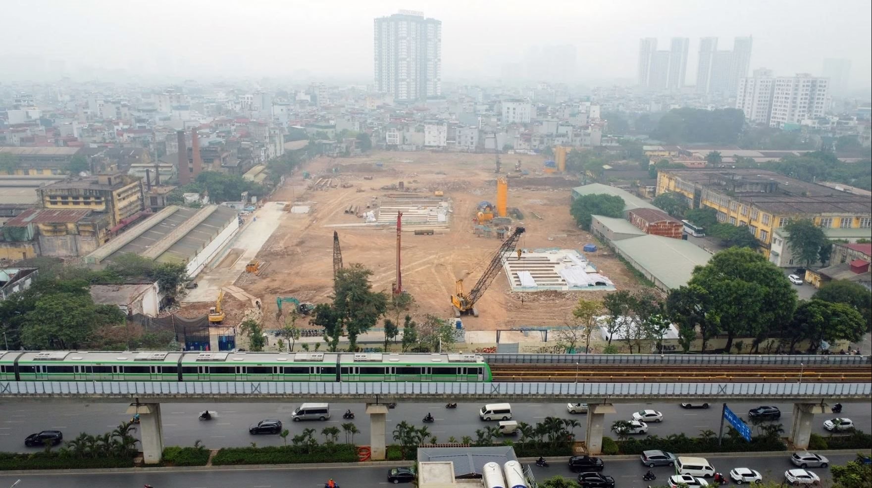 Nguy cơ dư cung căn hộ cao cấp “phủ bóng” thị trường bất động sản 