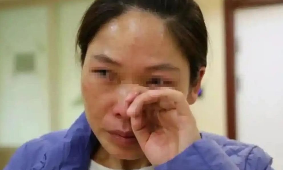 Khách gửi tiết kiệm 38 triệu đồng, 15 ngày sau nhận được 1 hợp đồng bảo hiểm, ngân hàng khẳng định: “Chúng tôi làm đúng quy trình”