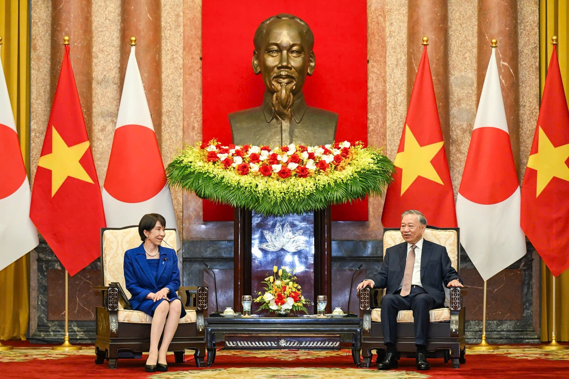 tbt-thu-tuong-nhat.jpg