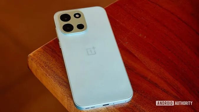 oneplus-nord-6-design-675w-380h.jpg.jpg