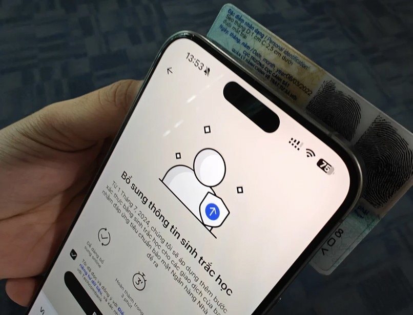 Đã xác thực sinh trắc học, vì sao lừa đảo vẫn rút được số tiền lớn từ tài khoản nạn nhân?