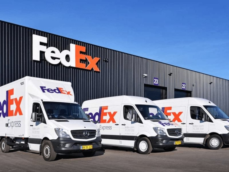 FedEx đổi đối tác từ Song Bình sang Viettel Post: Nhiều khách "đứng ngồi không yên" vì hàng kẹt kho, khó liên hệ