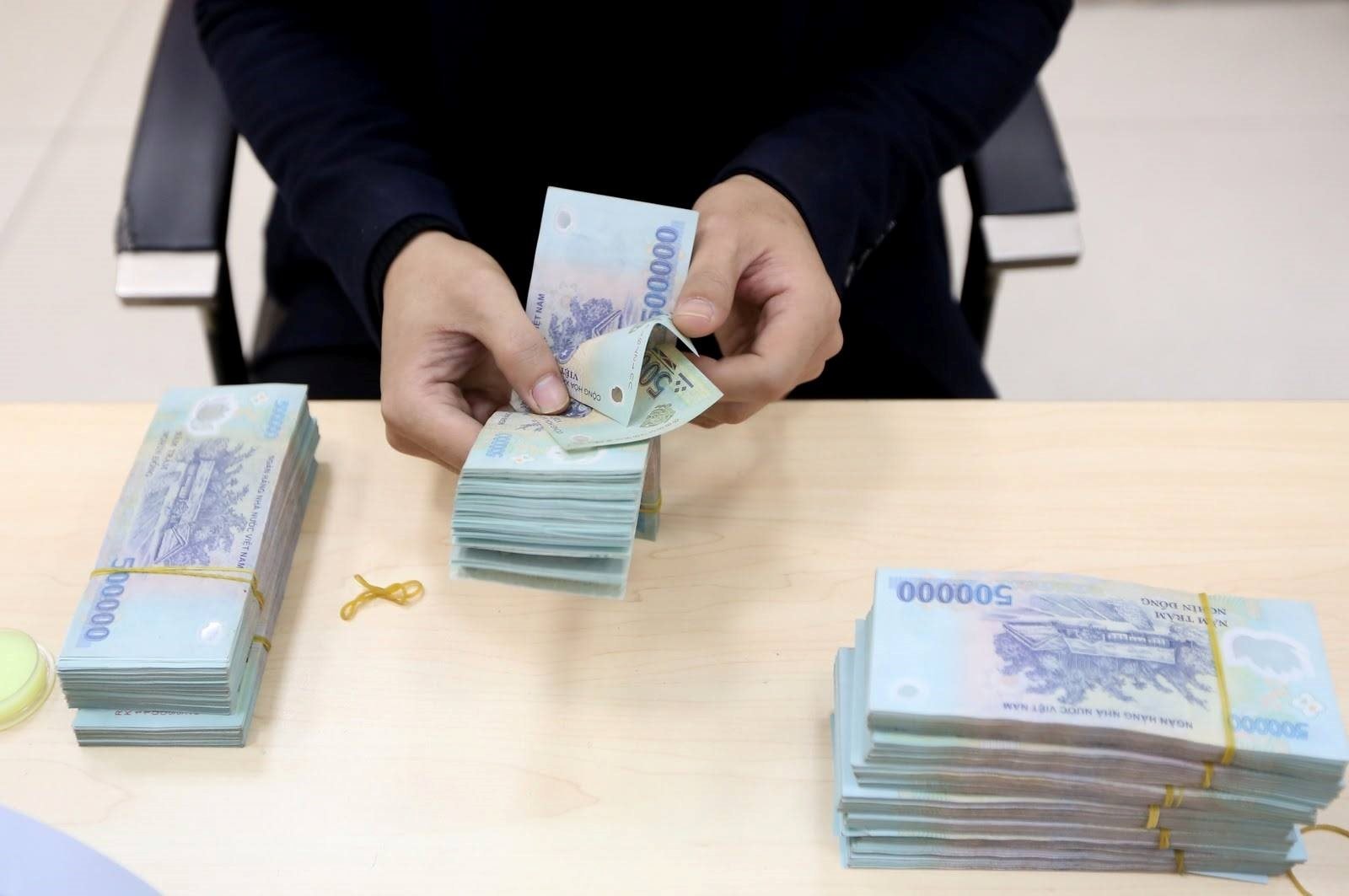 Khách hàng rút ròng 82.000 tỷ tiền gửi tại một ngân hàng