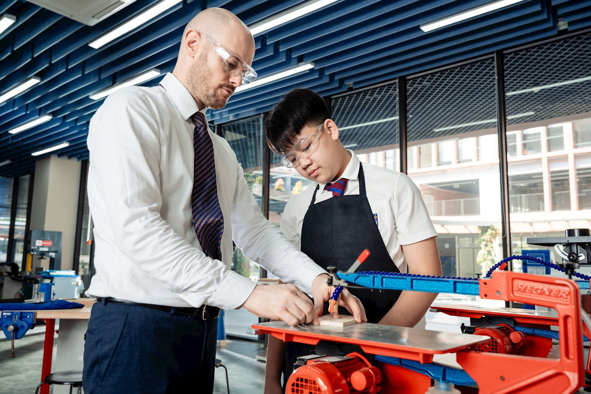 Kỳ tích: Lần đầu tiên một cơ sở giáo dục tại Việt Nam vào top xuất sắc toàn cầu, Vingroup có đóng góp lớn