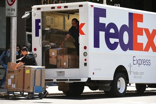 FedEx lên tiếng về việc hàng bị kẹt: Sẽ miễn phí lưu kho