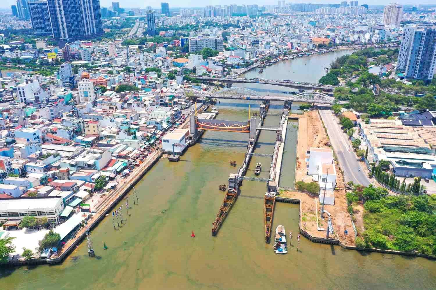cong-tan-thuan.jpg