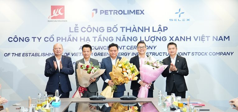 Petrolimex góp bao nhiêu vốn khi bắt tay Xuân Cầu Holdings và Selex Motors xây trạm sạc?