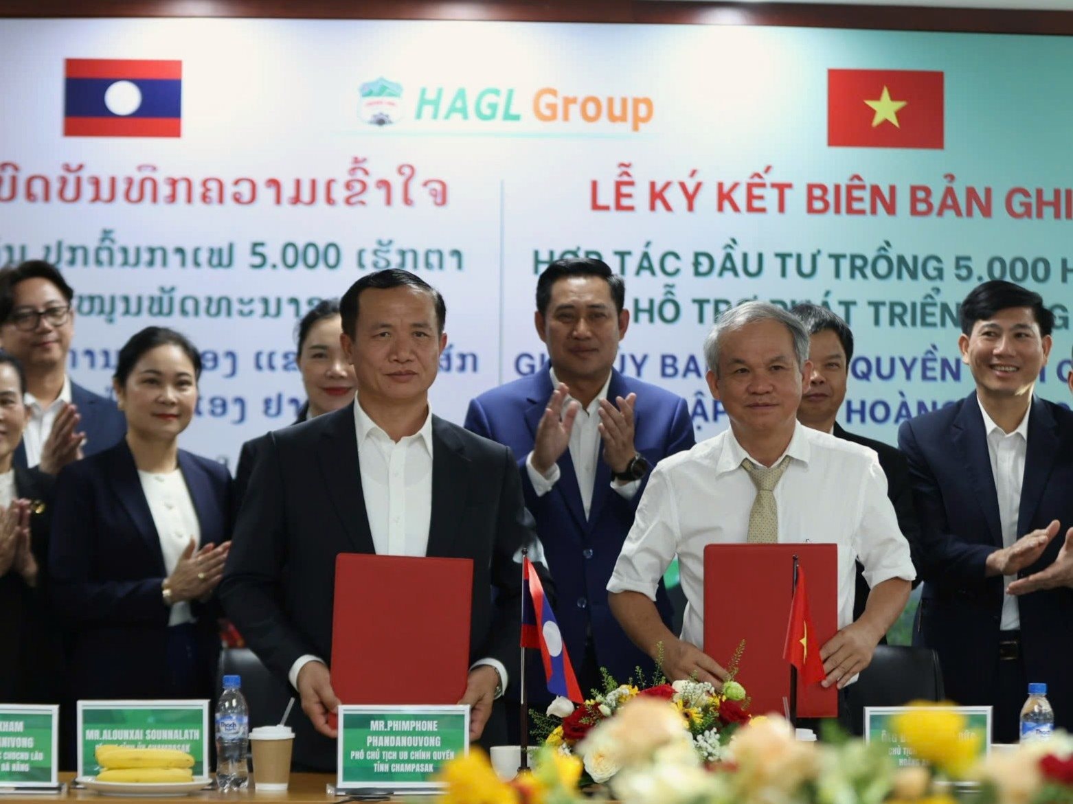 Chính quyền tỉnh Champasak và Bầu Đức ký thỏa thuận phát triển 5.000 ha cà phê, nhắm mục tiêu vùng trồng lớn nhất thế giới
