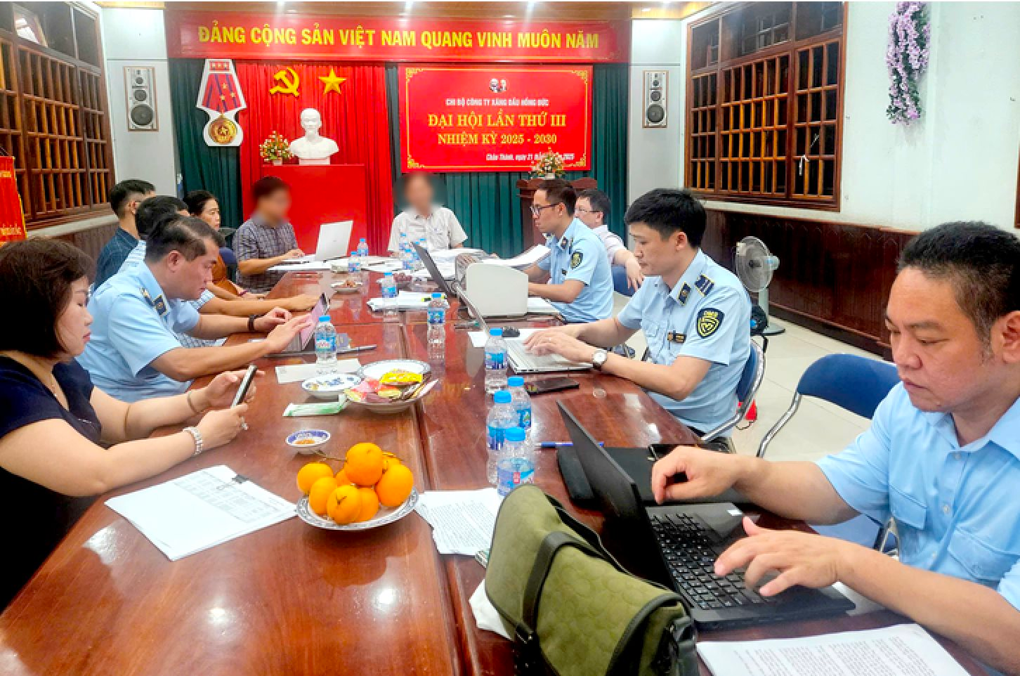 Không duy trì dự trữ xăng dầu tối thiểu, 2 doanh nghiệp bị phạt nặng