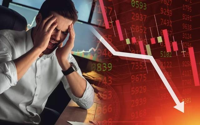 Phiên 13/5: Khối ngoại tiếp đà bán ròng nghìn tỷ, ngược chiều gom mạnh một cổ phiếu ngân hàng