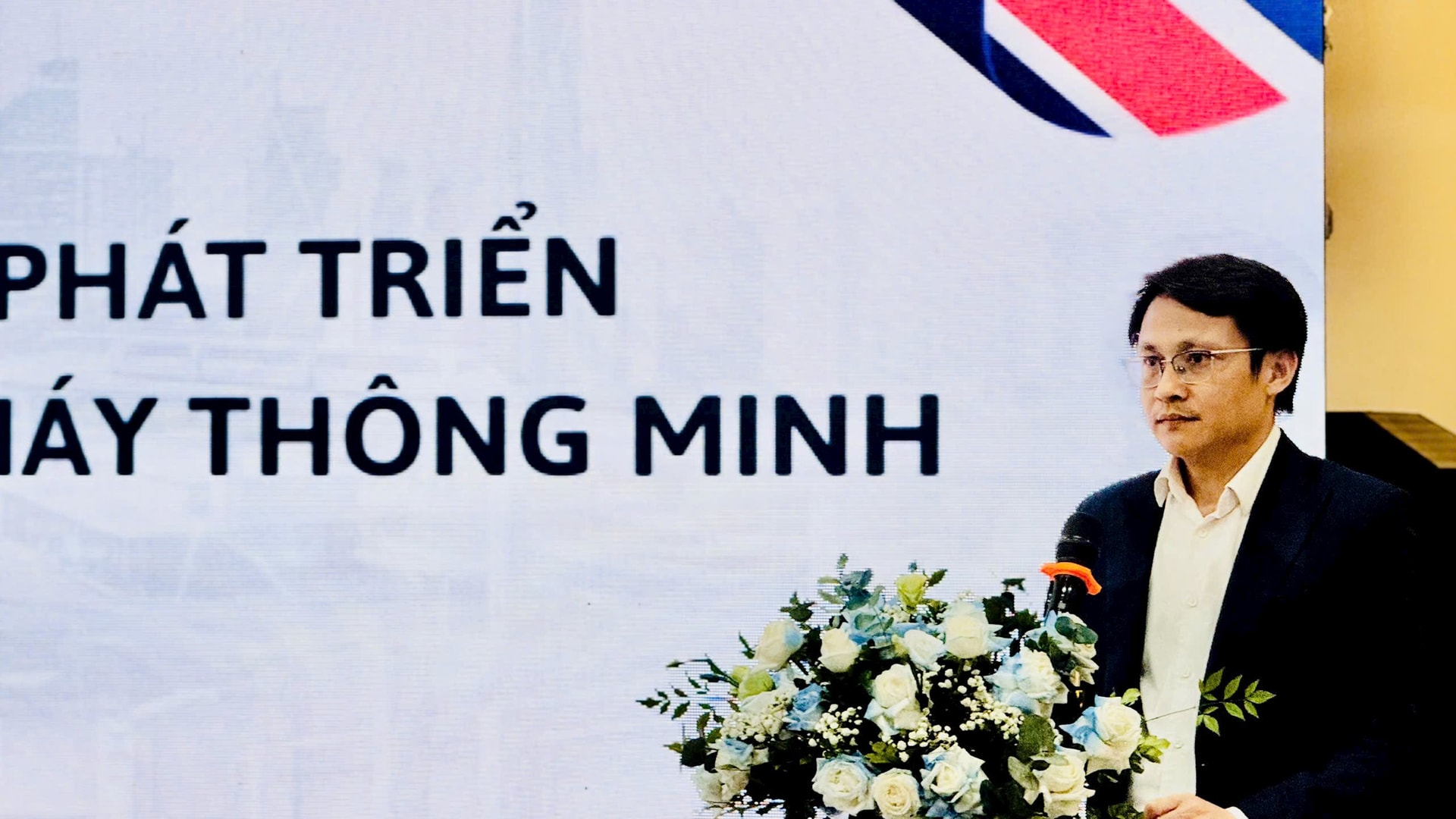 gen-h-o-hoai.jpg
