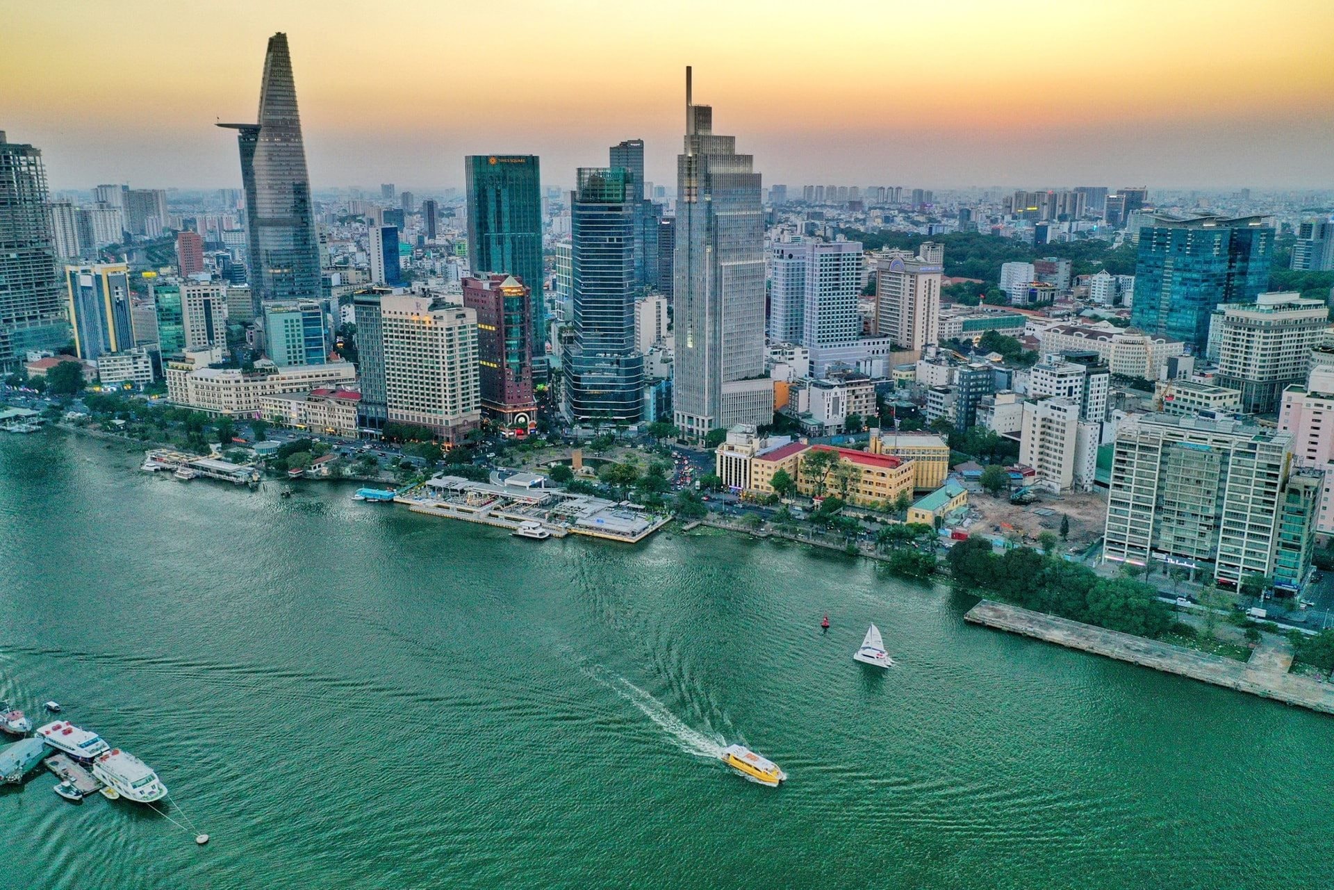 Bài toán huy động 1,5 nghìn tỷ USD cho chu kỳ tăng trưởng mới
