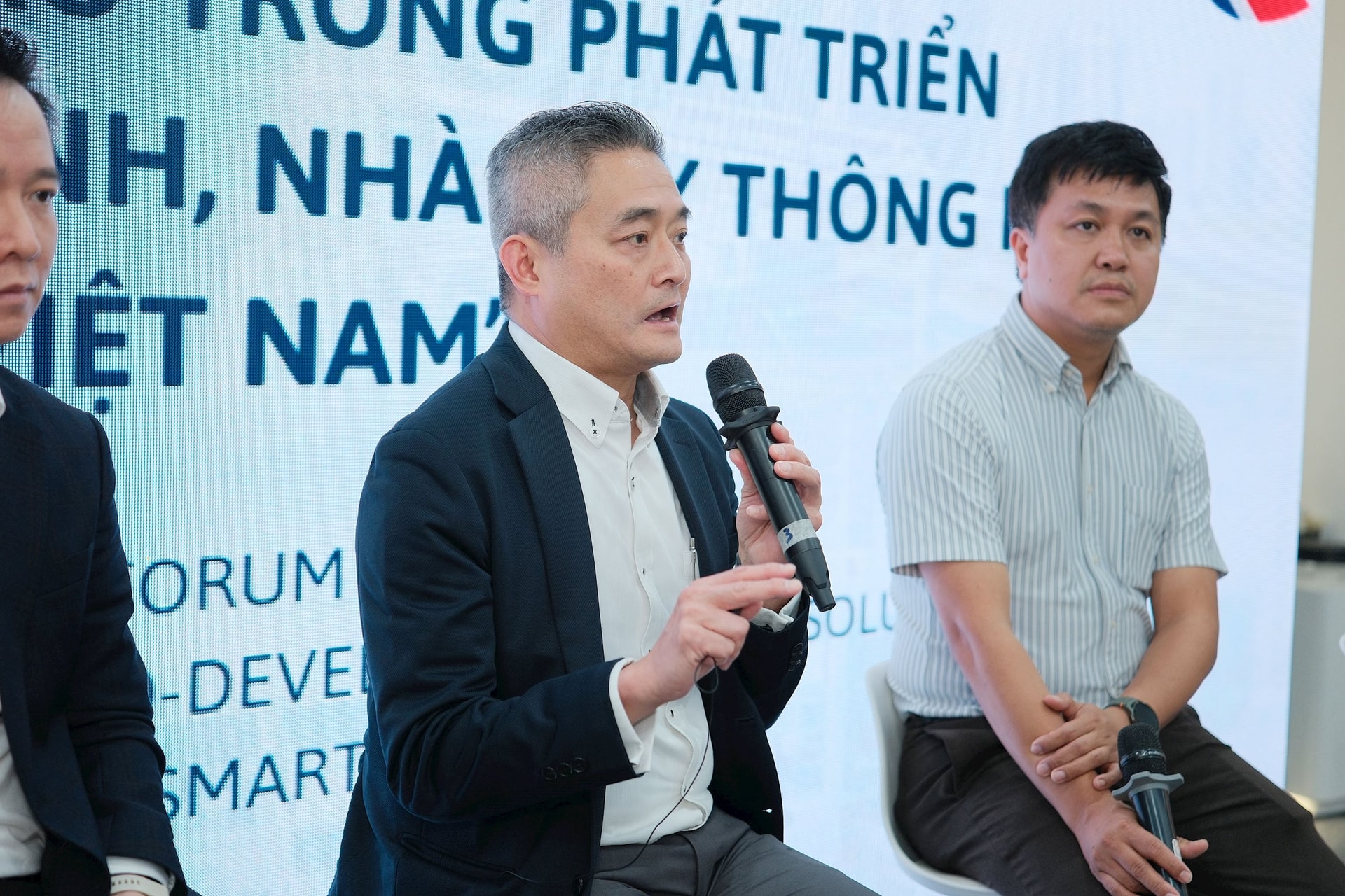 dai-dien-arup.jpg