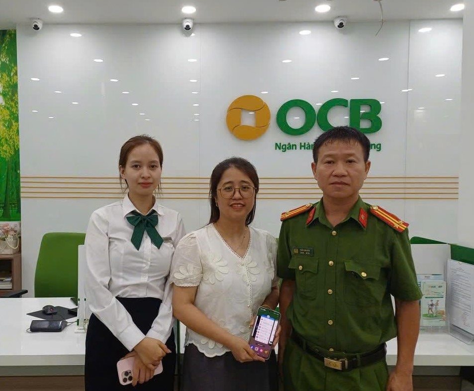 Tài khoản ngân hàng OCB của người phụ nữ SN 1987 có giao dịch 400 triệu đồng: Công an vào cuộc làm rõ nguồn gốc số tiền