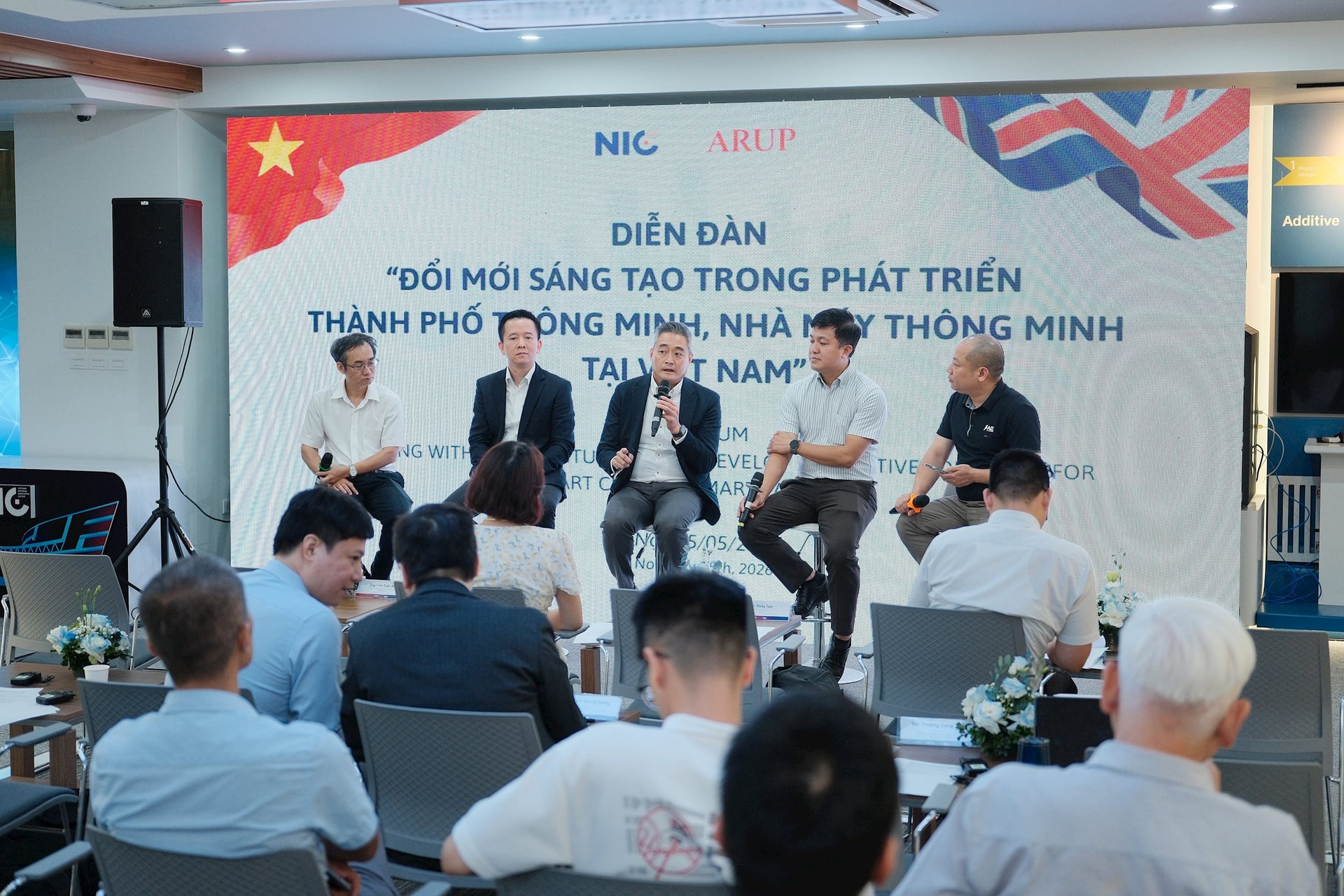 phien-thao-luan-1-.jpg