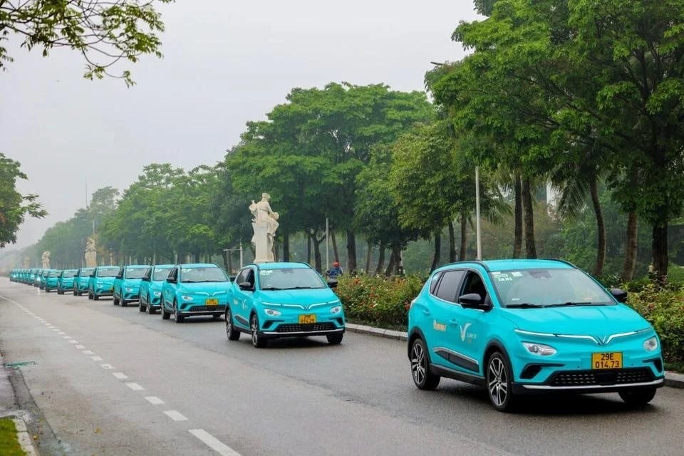 Các tình huống khẩn cấp lưu ý: Hãng taxi của ông Phạm Nhật Vượng sẽ hỗ trợ miễn phí cho các trường hợp sau
