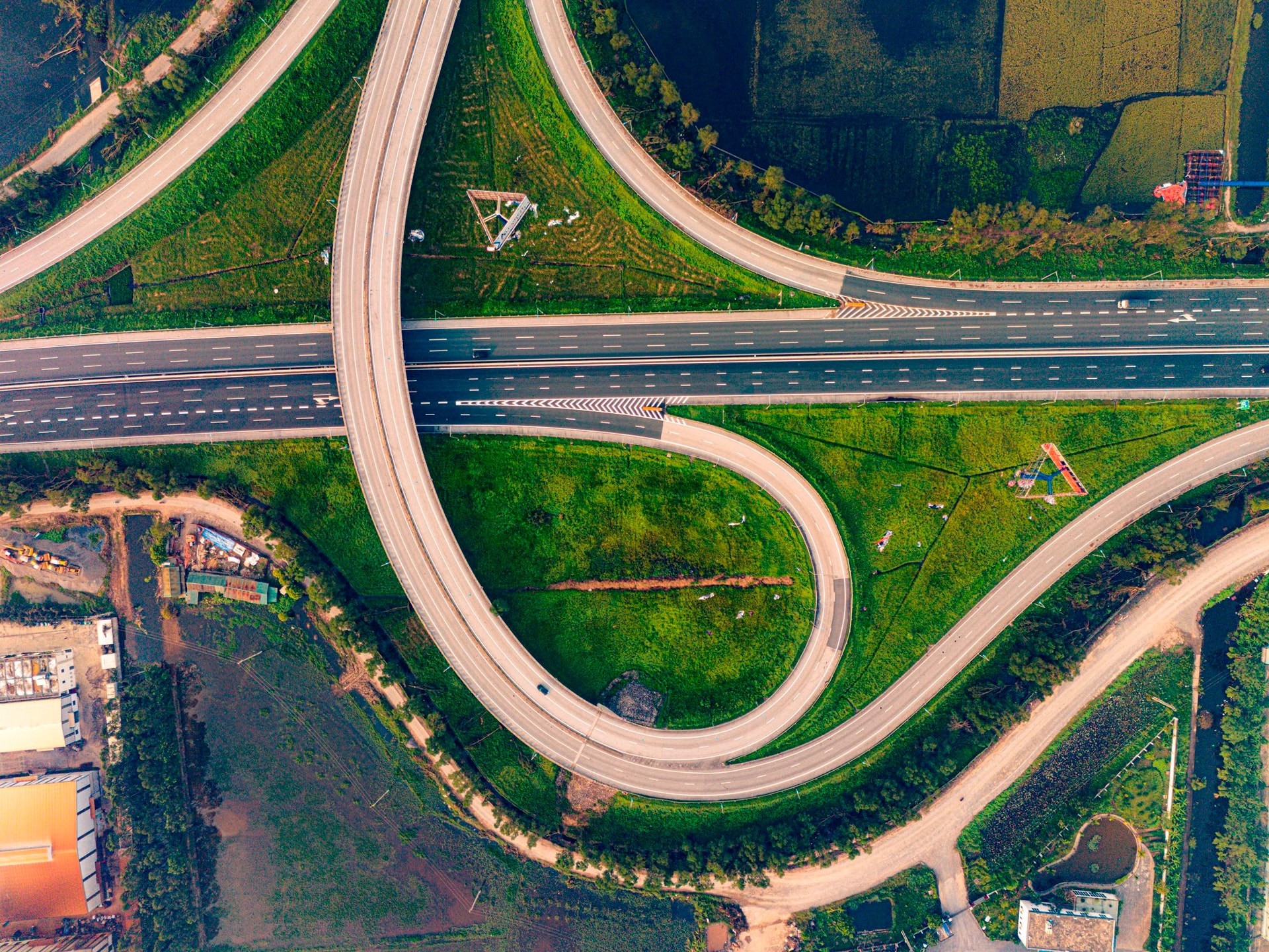 dji_20240915065954_0889_d.jpg