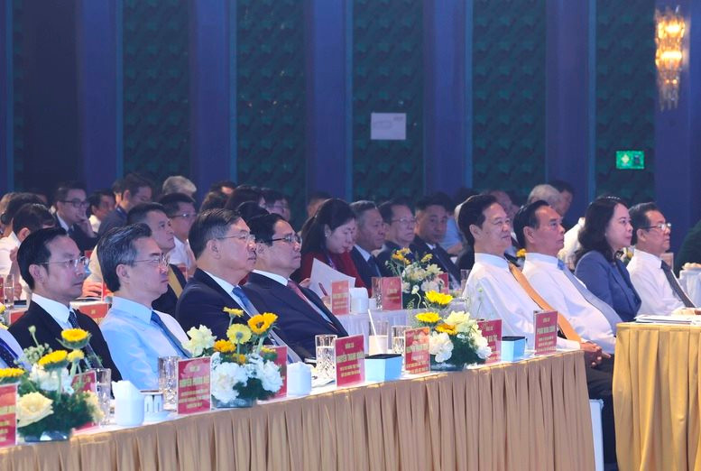 hoi-nghi.jpg