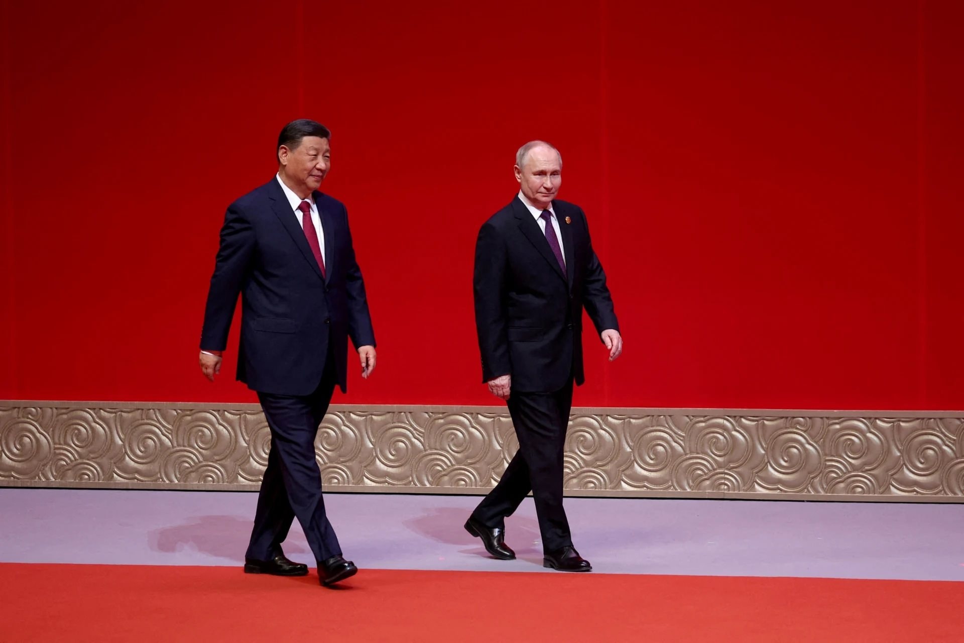 Ông Putin và ông Tập bàn về "sự bất tử": Một nước Nga kiêu hãnh đừng nói đến việc ở “chiếu dưới” Trung Quốc