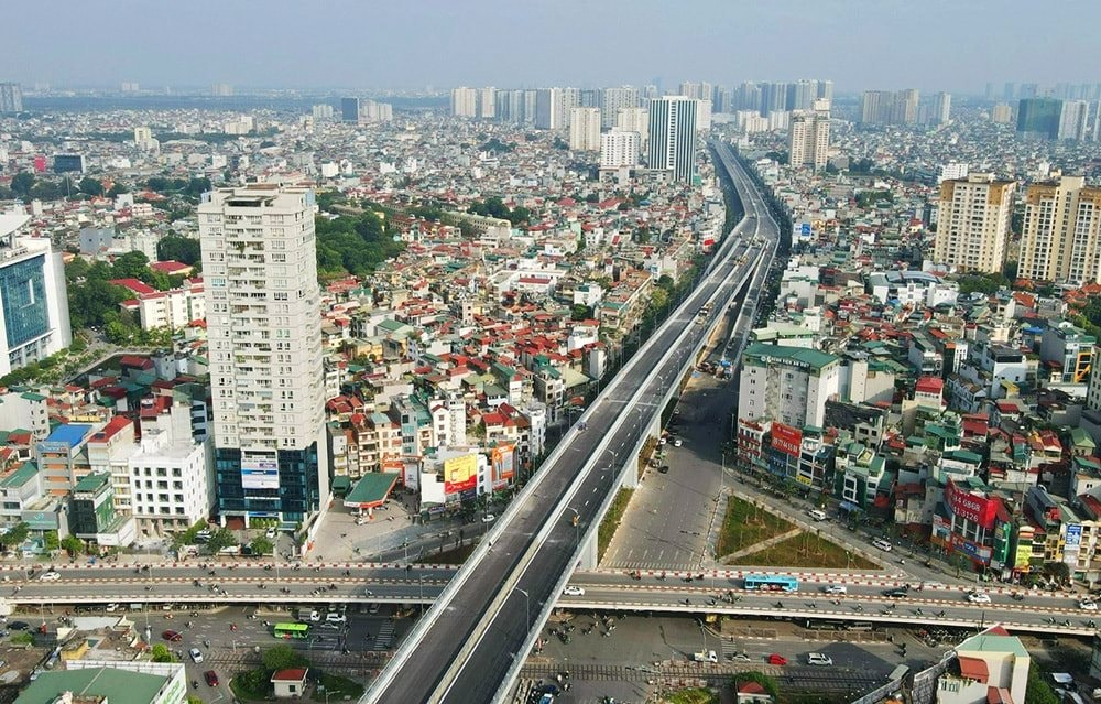 Tuyến đường 10.000 tỷ do doanh nghiệp của tỷ phú Phạm Nhật Vượng xây dựng, sở hữu công nghệ chưa từng có trong ngành xây dựng tại Việt Nam 
