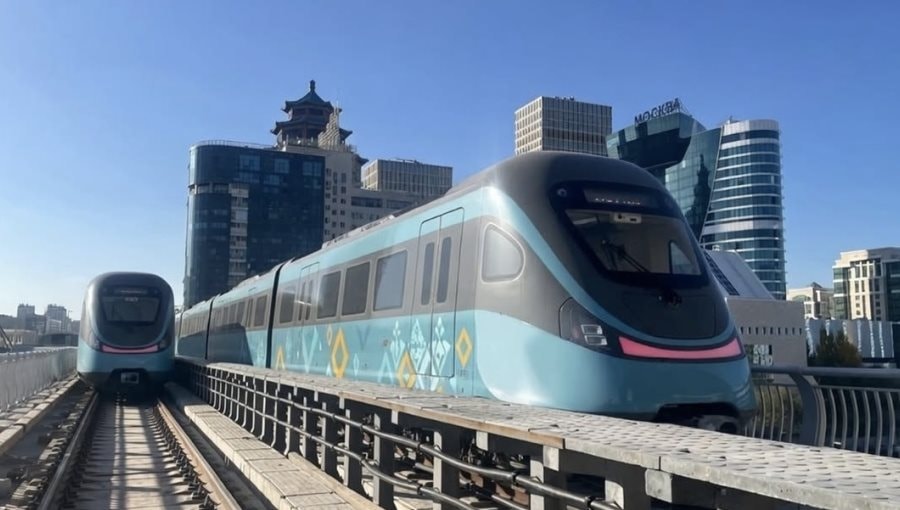 Sau 2 thập kỷ trầy trật vì bê bối tham nhũng và đội vốn, tuyến đường sắt đô thị tại một nước châu Á do Trung Quốc xây dựng chính thức vận hành, tổng thống vui mừng cảm ơn Bắc Kinh