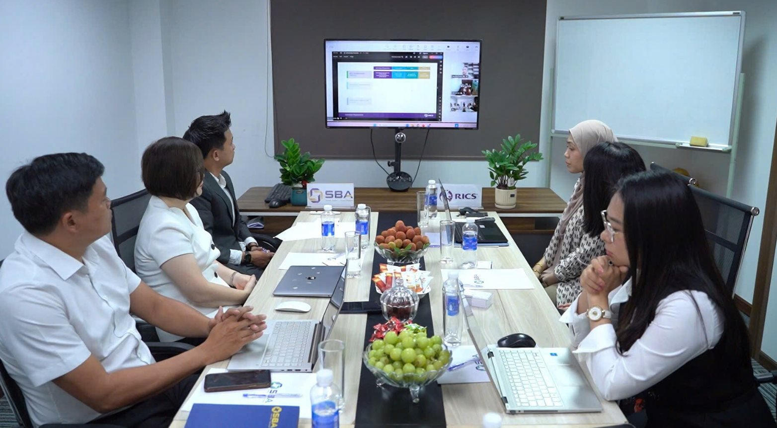 SBA làm việc cùng đại diện RICS, mở rộng cơ hội tiếp cận chuẩn nghề nghiệp quốc tế cho thẩm định viên Việt Nam