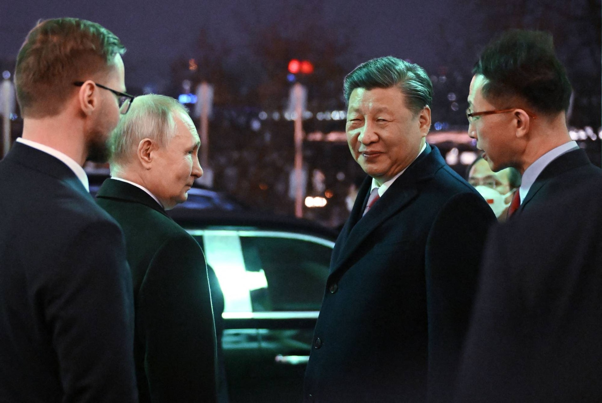 Sao Tổng thống Putin không đi cùng "Elon Musk hay Jensen Huang” đến Trung Quốc gặp ông Tập Cận Bình?
