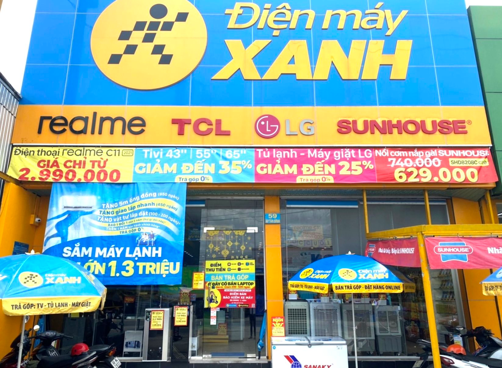 Điện Máy Xanh được chấp thuận hồ sơ IPO chào bán hơn 179,5 triệu cổ phiếu, giá dự kiến 80.000 đồng