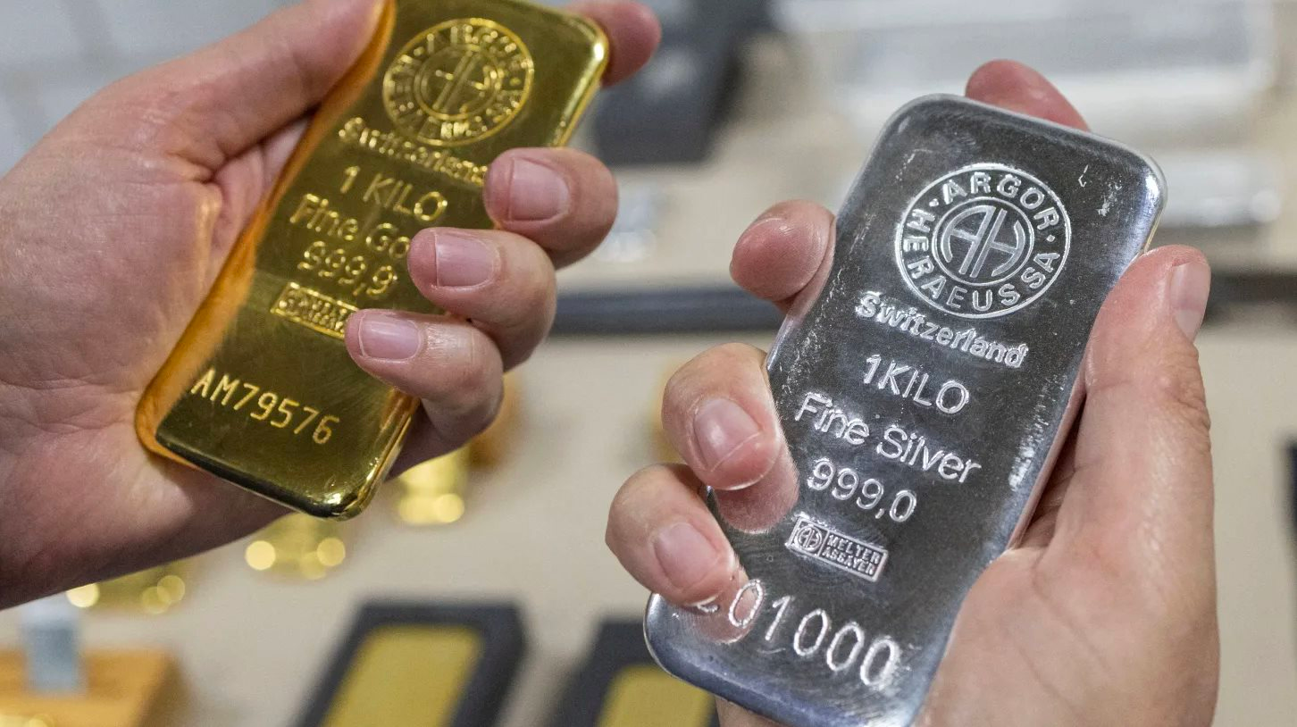 Giá vàng, bạc liên tục hạ nhiệt: Chuyên gia cảnh báo đà tăng thần tốc có thể trở lại nhờ một yếu tố này