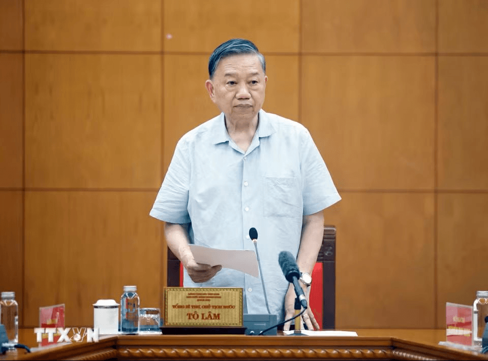 tong-bi-thu-chu-tich-nuoc-to-lam-chu-tri-buoi-lam-viec-ve-dinh-huong-phat-trien-cong-nghiep-vat-lieu-o-viet-nam-1779364001313689682588.png