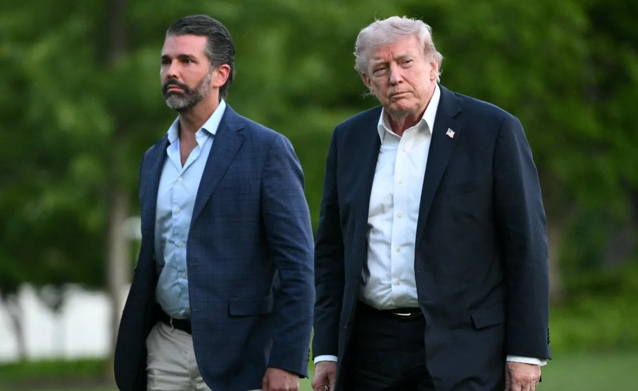 Tổng thống Donald Trump tuyên bố không tham dự lễ cưới con trai